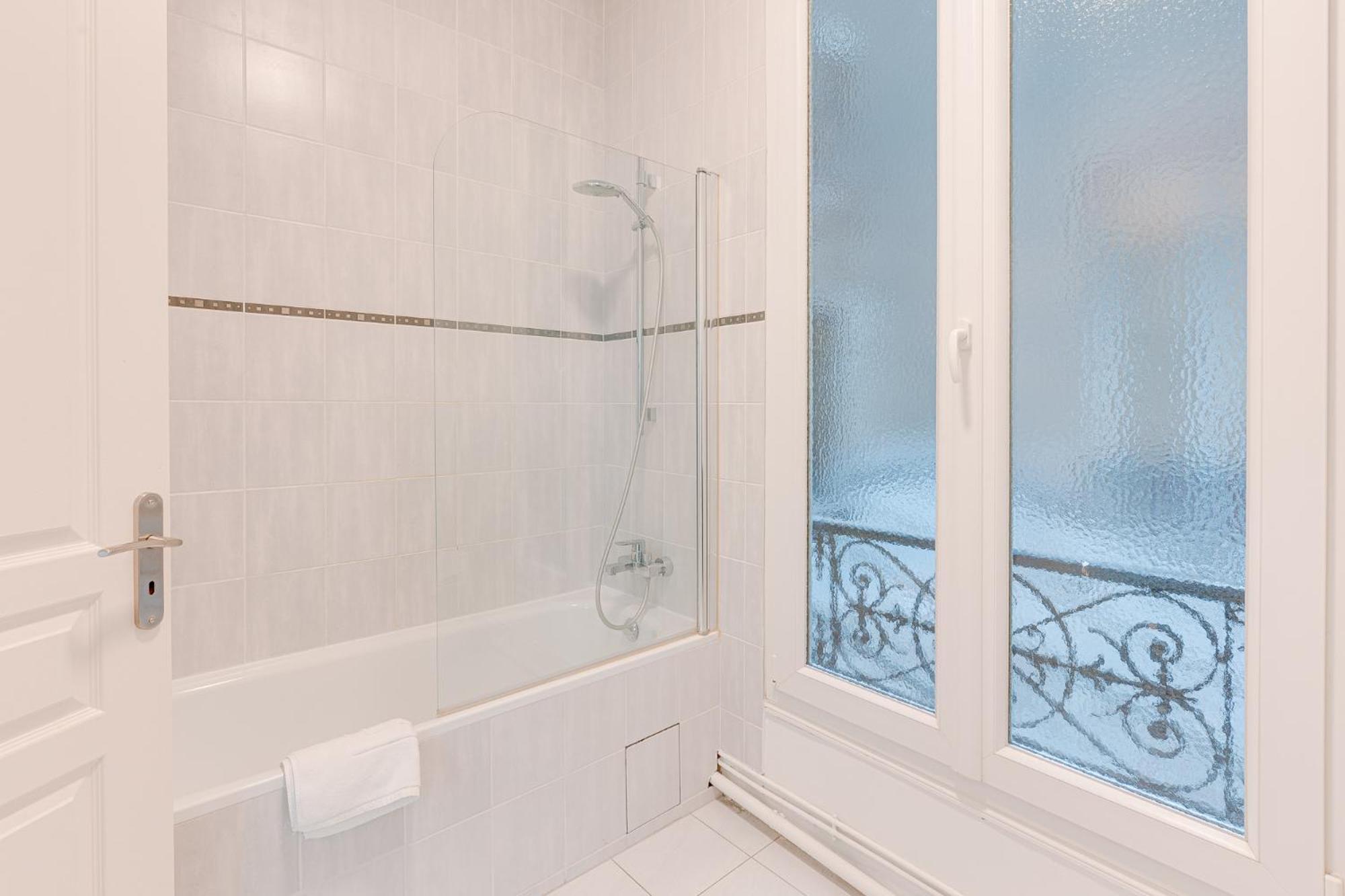 Apartment Spacieux A Deux Pas De Notre-dame